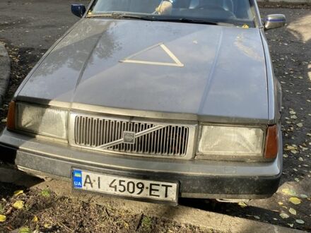 Вольво 460 1990 в Доброполье на Automoto.ua Серый Вольво 460, объемом двигателя 1.6 л и пробегом 200 тыс. км за 361 $, фото 1 на Automoto.ua