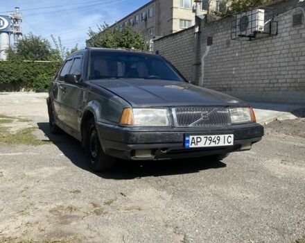 Серый Вольво 460, объемом двигателя 1.8 л и пробегом 350 тыс. км за 1000 $, фото 1 на Automoto.ua