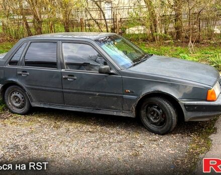 Серый Вольво 460, объемом двигателя 1.6 л и пробегом 0 тыс. км за 450 $, фото 1 на Automoto.ua