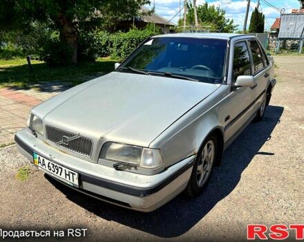 Серый Вольво 460, объемом двигателя 2 л и пробегом 312 тыс. км за 1400 $, фото 1 на Automoto.ua