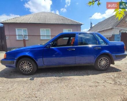 Синій Вольво 460, об'ємом двигуна 1.7 л та пробігом 296 тис. км за 1700 $, фото 2 на Automoto.ua