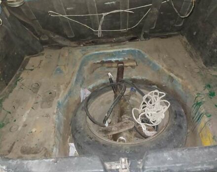 Синий Вольво 460, объемом двигателя 1.7 л и пробегом 320 тыс. км за 1000 $, фото 6 на Automoto.ua