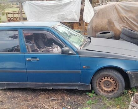 Синий Вольво 460, объемом двигателя 0 л и пробегом 20 тыс. км за 2000 $, фото 1 на Automoto.ua