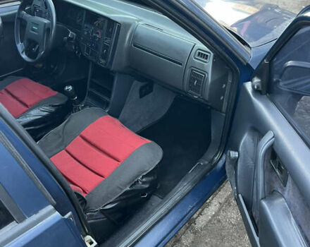 Синій Вольво 460, об'ємом двигуна 1.72 л та пробігом 397 тис. км за 600 $, фото 8 на Automoto.ua