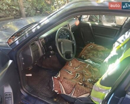 Синий Вольво 460, объемом двигателя 2 л и пробегом 347 тыс. км за 1200 $, фото 2 на Automoto.ua