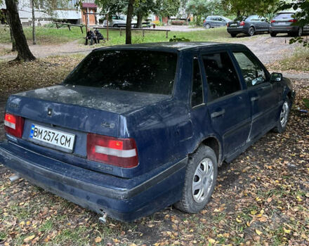 Синий Вольво 460, объемом двигателя 1.8 л и пробегом 331 тыс. км за 800 $, фото 3 на Automoto.ua
