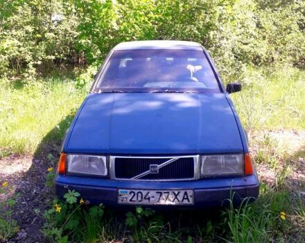 Синий Вольво 460, объемом двигателя 1.8 л и пробегом 0 тыс. км за 650 $, фото 1 на Automoto.ua