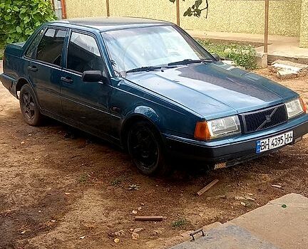 Зеленый Вольво 460, объемом двигателя 2 л и пробегом 0 тыс. км за 1200 $, фото 4 на Automoto.ua