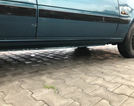 Зелений Вольво 460, об'ємом двигуна 1.8 л та пробігом 370 тис. км за 950 $, фото 5 на Automoto.ua