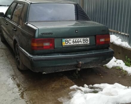 Зеленый Вольво 460, объемом двигателя 1.8 л и пробегом 333 тыс. км за 1300 $, фото 1 на Automoto.ua