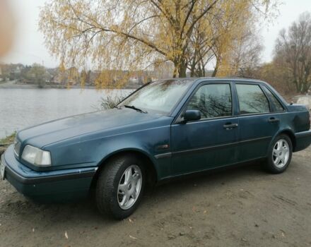 Зеленый Вольво 460, объемом двигателя 2 л и пробегом 343 тыс. км за 1100 $, фото 1 на Automoto.ua