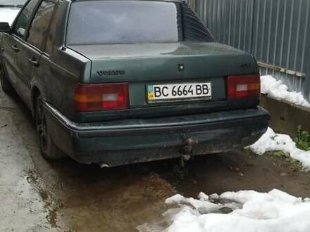 Зелений Вольво 460, об'ємом двигуна 1.8 л та пробігом 333 тис. км за 1300 $, фото 1 на Automoto.ua