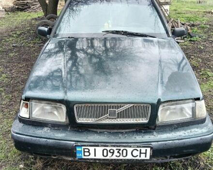 Зеленый Вольво 460, объемом двигателя 1.7 л и пробегом 230 тыс. км за 250 $, фото 1 на Automoto.ua