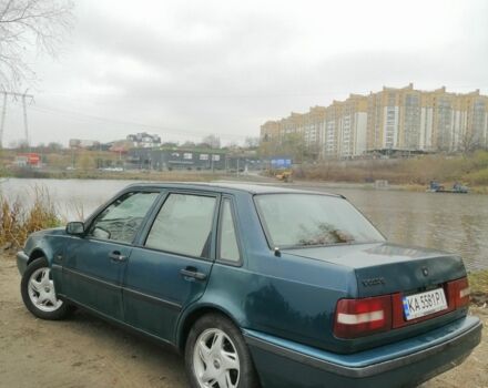 Зеленый Вольво 460, объемом двигателя 2 л и пробегом 343 тыс. км за 1100 $, фото 1 на Automoto.ua