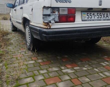 Белый Вольво 740, объемом двигателя 2.3 л и пробегом 350 тыс. км за 900 $, фото 3 на Automoto.ua