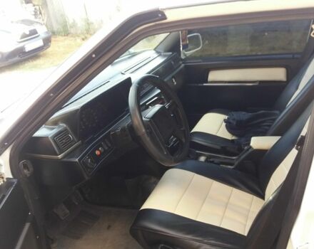 Білий Вольво 740, об'ємом двигуна 2.4 л та пробігом 20 тис. км за 5200 $, фото 4 на Automoto.ua