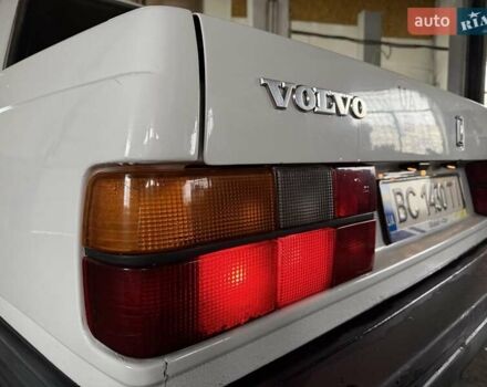 Білий Вольво 740, об'ємом двигуна 2.3 л та пробігом 422 тис. км за 2500 $, фото 8 на Automoto.ua