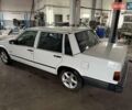 Білий Вольво 740, об'ємом двигуна 2.3 л та пробігом 422 тис. км за 2500 $, фото 1 на Automoto.ua