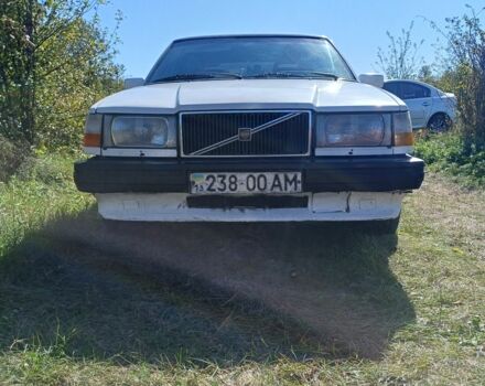 Белый Вольво 740, объемом двигателя 2.3 л и пробегом 10 тыс. км за 1300 $, фото 1 на Automoto.ua