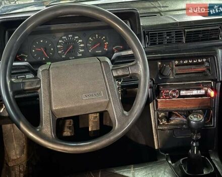 Білий Вольво 740, об'ємом двигуна 2.3 л та пробігом 422 тис. км за 2500 $, фото 12 на Automoto.ua