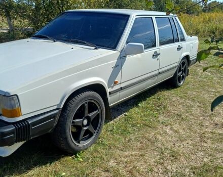 Белый Вольво 740, объемом двигателя 2.3 л и пробегом 10 тыс. км за 1300 $, фото 2 на Automoto.ua