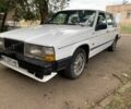 Белый Вольво 740, объемом двигателя 2.4 л и пробегом 355 тыс. км за 1300 $, фото 1 на Automoto.ua