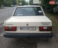 Белый Вольво 740, объемом двигателя 2.4 л и пробегом 380 тыс. км за 1000 $, фото 5 на Automoto.ua