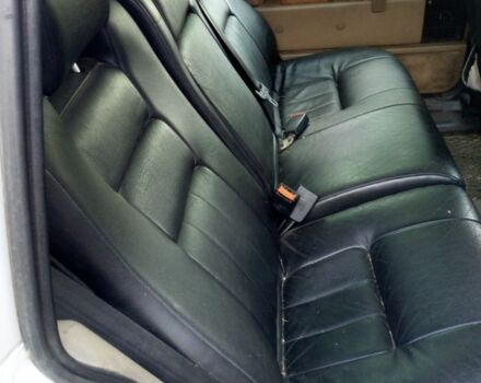 Белый Вольво 740, объемом двигателя 2 л и пробегом 250 тыс. км за 1942 $, фото 5 на Automoto.ua