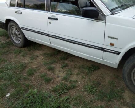 Белый Вольво 740, объемом двигателя 2 л и пробегом 250 тыс. км за 1942 $, фото 7 на Automoto.ua