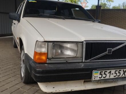 Вольво 740 1984 у Запоріжжя на Automoto.ua Білий Вольво 740, об'ємом двигуна 2.3 л та пробігом 300 тис. км за 900 $, фото 1 на Automoto.ua