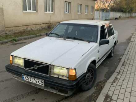 Білий Вольво 740, об'ємом двигуна 2.4 л та пробігом 450 тис. км за 800 $, фото 1 на Automoto.ua