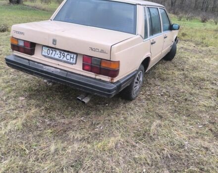 Бежевый Вольво 740, объемом двигателя 0 л и пробегом 400 тыс. км за 700 $, фото 2 на Automoto.ua