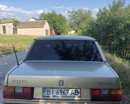 Бежевый Вольво 740, объемом двигателя 2.3 л и пробегом 300 тыс. км за 757 $, фото 1 на Automoto.ua