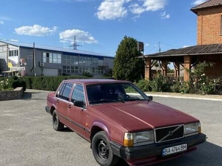 Вольво 740 1986 в Знаменке на Automoto.ua Красный Вольво 740, объемом двигателя 2.3 л и пробегом 450 тыс. км за 1090 $, фото 1 на Automoto.ua
