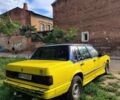 Жовтий Вольво 740, об'ємом двигуна 2.8 л та пробігом 200 тис. км за 2200 $, фото 3 на Automoto.ua