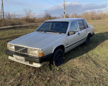 Серый Вольво 740, объемом двигателя 2.4 л и пробегом 360 тыс. км за 1500 $, фото 10 на Automoto.ua