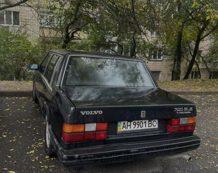 Сірий Вольво 740, об'ємом двигуна 2.4 л та пробігом 350 тис. км за 1700 $, фото 2 на Automoto.ua