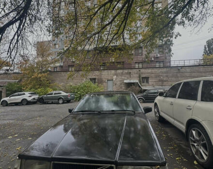 Сірий Вольво 740, об'ємом двигуна 2.4 л та пробігом 350 тис. км за 1700 $, фото 4 на Automoto.ua