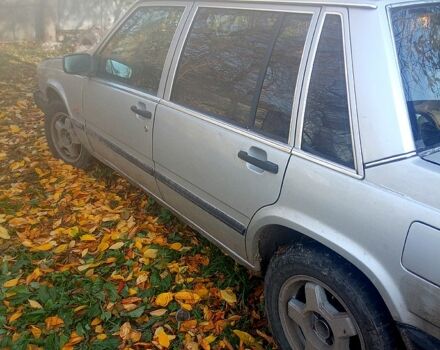 Сірий Вольво 740, об'ємом двигуна 2.4 л та пробігом 640 тис. км за 1000 $, фото 1 на Automoto.ua