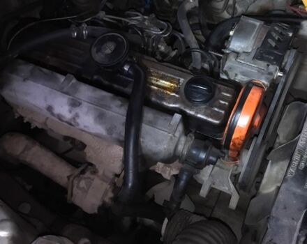 Серый Вольво 740, объемом двигателя 2.4 л и пробегом 500 тыс. км за 943 $, фото 10 на Automoto.ua