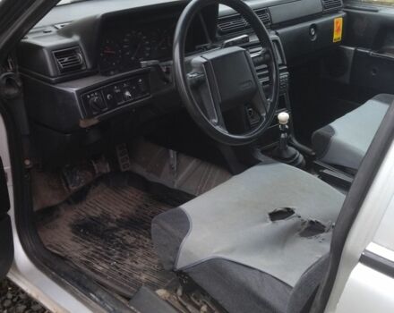 Серый Вольво 740, объемом двигателя 2.4 л и пробегом 500 тыс. км за 943 $, фото 6 на Automoto.ua