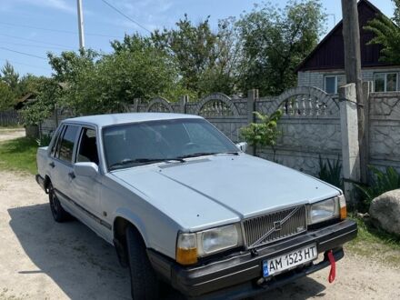 Вольво 740 1986 в Житомире на Automoto.ua Серый Вольво 740, объемом двигателя 2.3 л и пробегом 500 тыс. км за 450 $, фото 1 на Automoto.ua