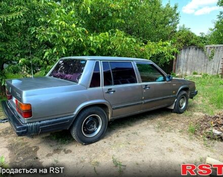 Серый Вольво 740, объемом двигателя 2.4 л и пробегом 250 тыс. км за 1440 $, фото 1 на Automoto.ua