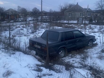 Серый Вольво 740, объемом двигателя 2.3 л и пробегом 105 тыс. км за 172 $, фото 1 на Automoto.ua