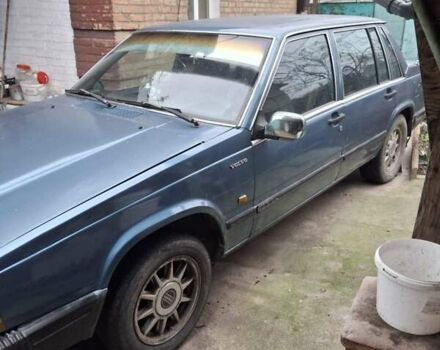 Синий Вольво 740, объемом двигателя 2.4 л и пробегом 5 тыс. км за 4000 $, фото 5 на Automoto.ua