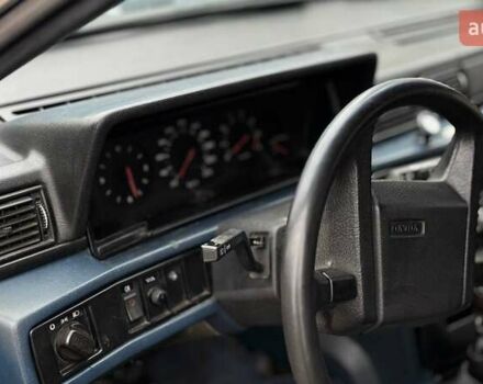 Синій Вольво 740, об'ємом двигуна 2.32 л та пробігом 384 тис. км за 1500 $, фото 8 на Automoto.ua