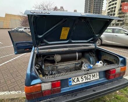 Синій Вольво 740, об'ємом двигуна 2.32 л та пробігом 384 тис. км за 1500 $, фото 13 на Automoto.ua
