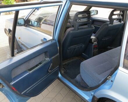 Синий Вольво 740, объемом двигателя 2.3 л и пробегом 1 тыс. км за 1700 $, фото 9 на Automoto.ua