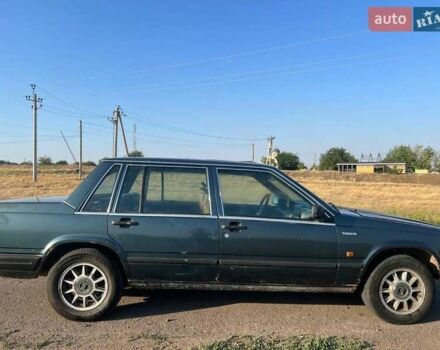 Синій Вольво 740, об'ємом двигуна 2.38 л та пробігом 300 тис. км за 1200 $, фото 6 на Automoto.ua