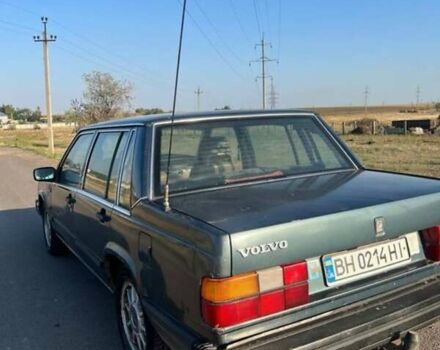Синій Вольво 740, об'ємом двигуна 2.38 л та пробігом 300 тис. км за 1200 $, фото 4 на Automoto.ua